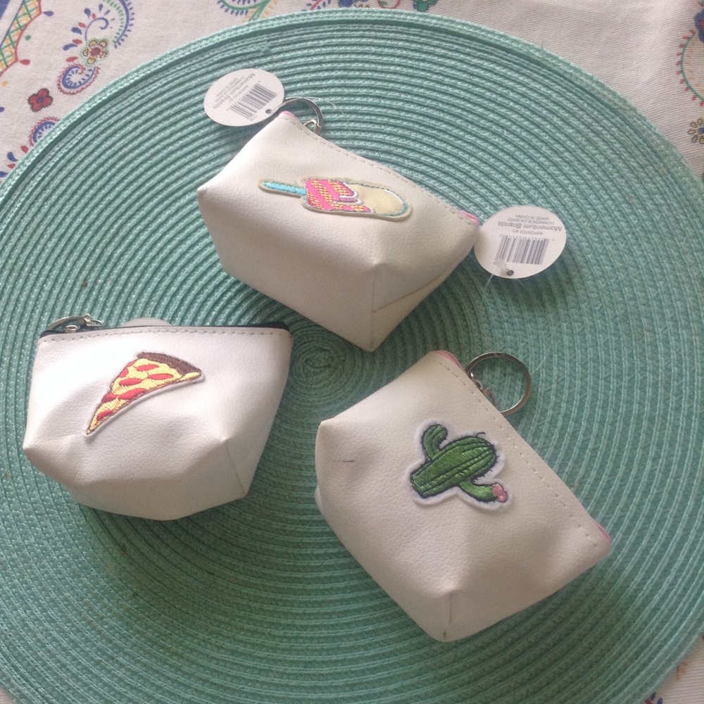 Embroidered patch coin keychains🌵🍕🍡 NWT🎉HP🎉